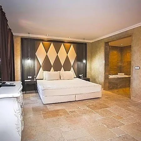 Elenite Premium Hotel 5*